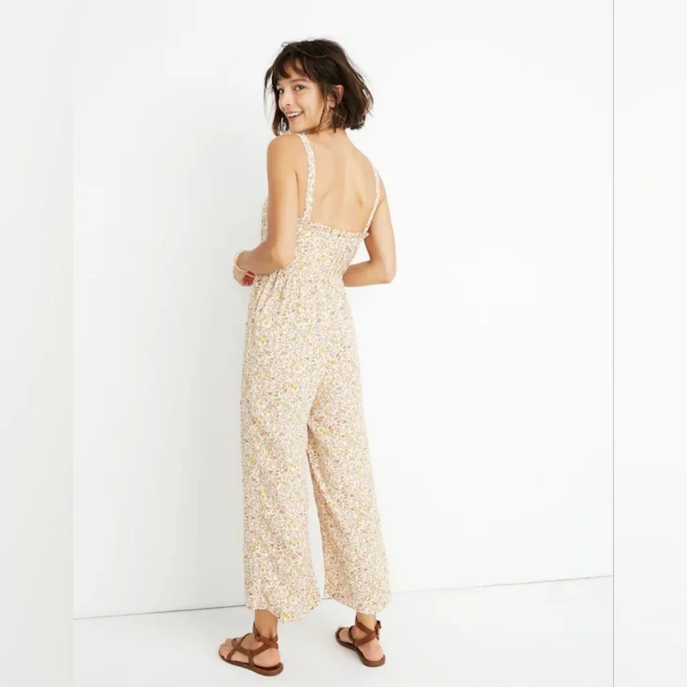 Madewell Pintuck Cami Jumpsuit in Blossoming Vines Floral Wide Leg - 8 - Picture 2 of 16